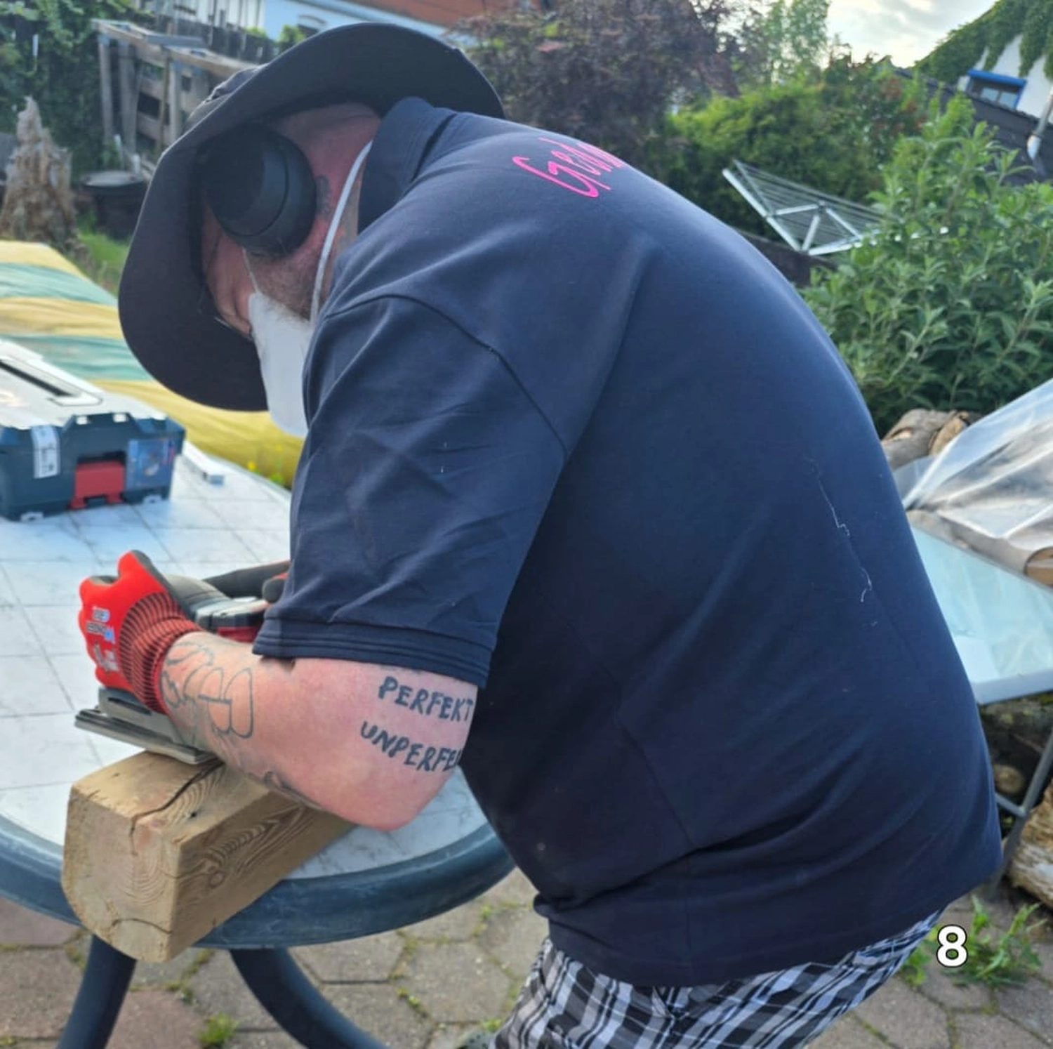GedankenGuss - Holzskulpturen und abstrakten Kunstwerken -  Die Entstehung einer Holz Lampe
