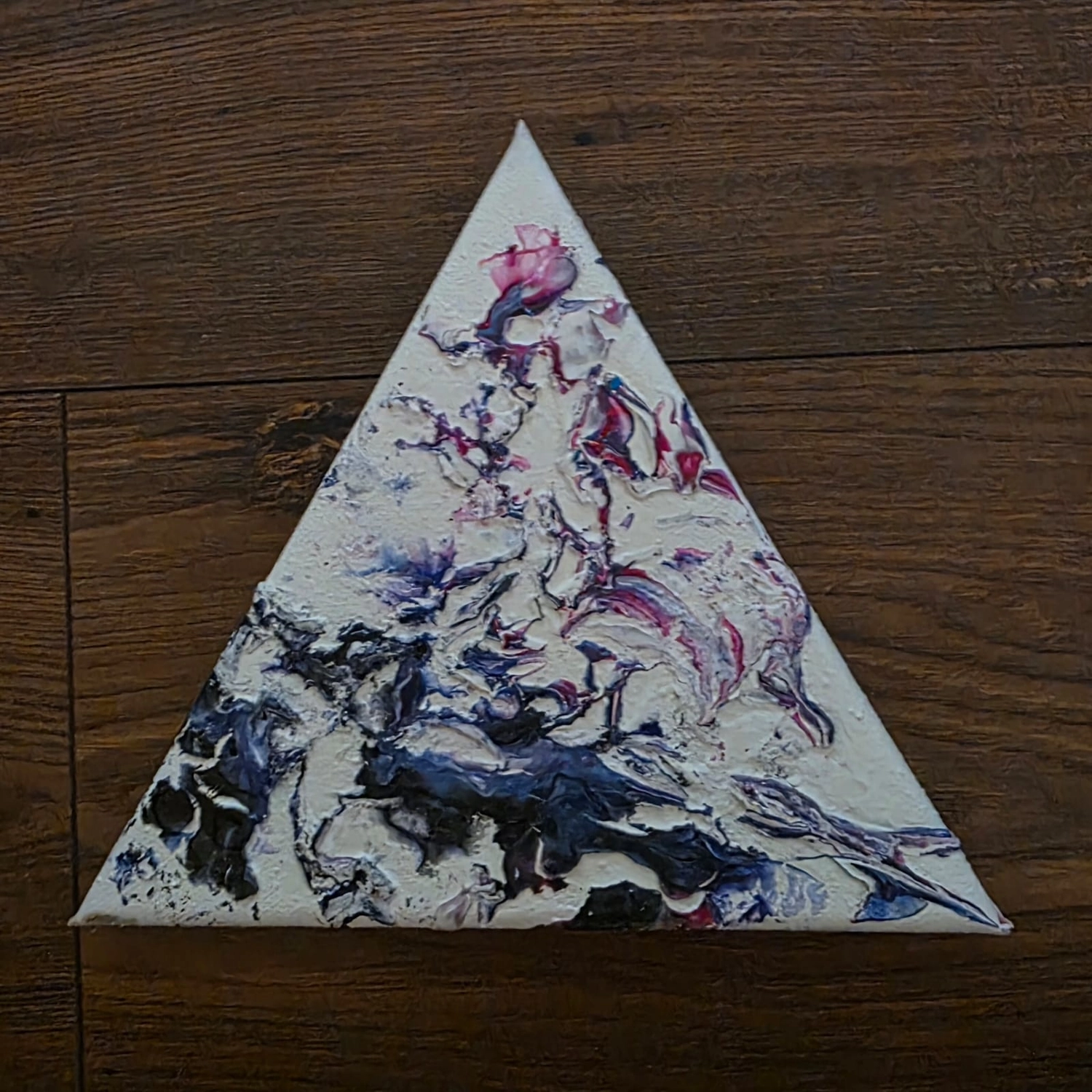 GedankenGuss - Holzskulpturen und abstrakten Kunstwerken -  Farbenfrohen abstraktes Kunstwerk